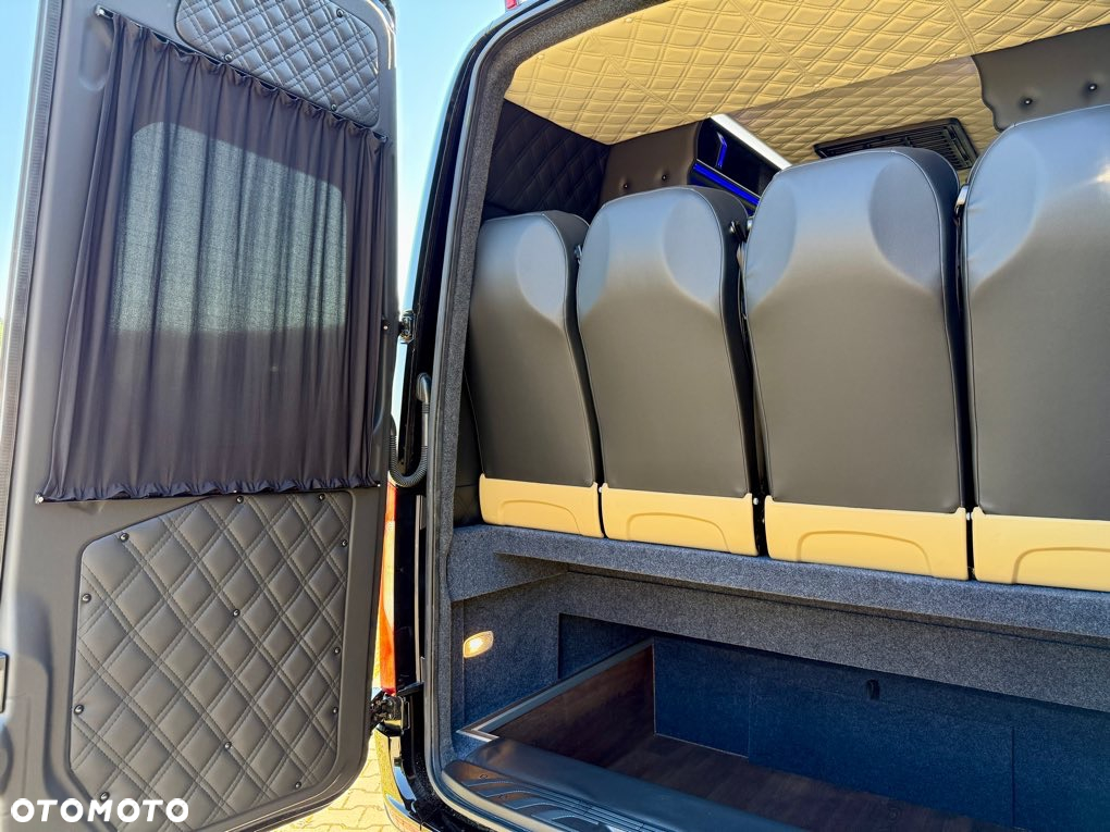 Mercedes-Benz Sprinter 519 Tourist Line GSR II - 25