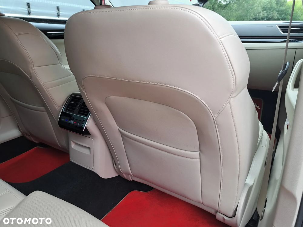 Skoda Superb 2.0 TDI 4x4 L&K DSG - 33