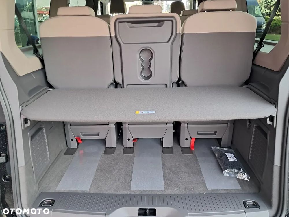 Volkswagen Multivan 2.0 TDI L2 Life DSG - 12