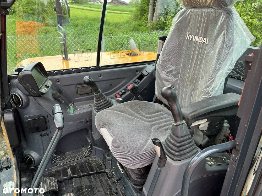 Hyundai 60CR-9A - 9