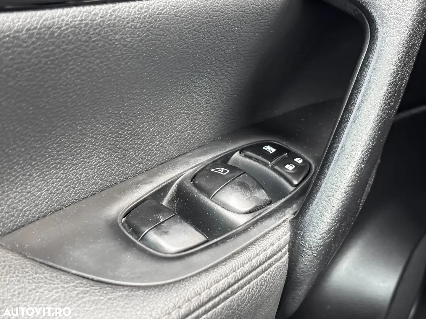 Nissan Qashqai - 13