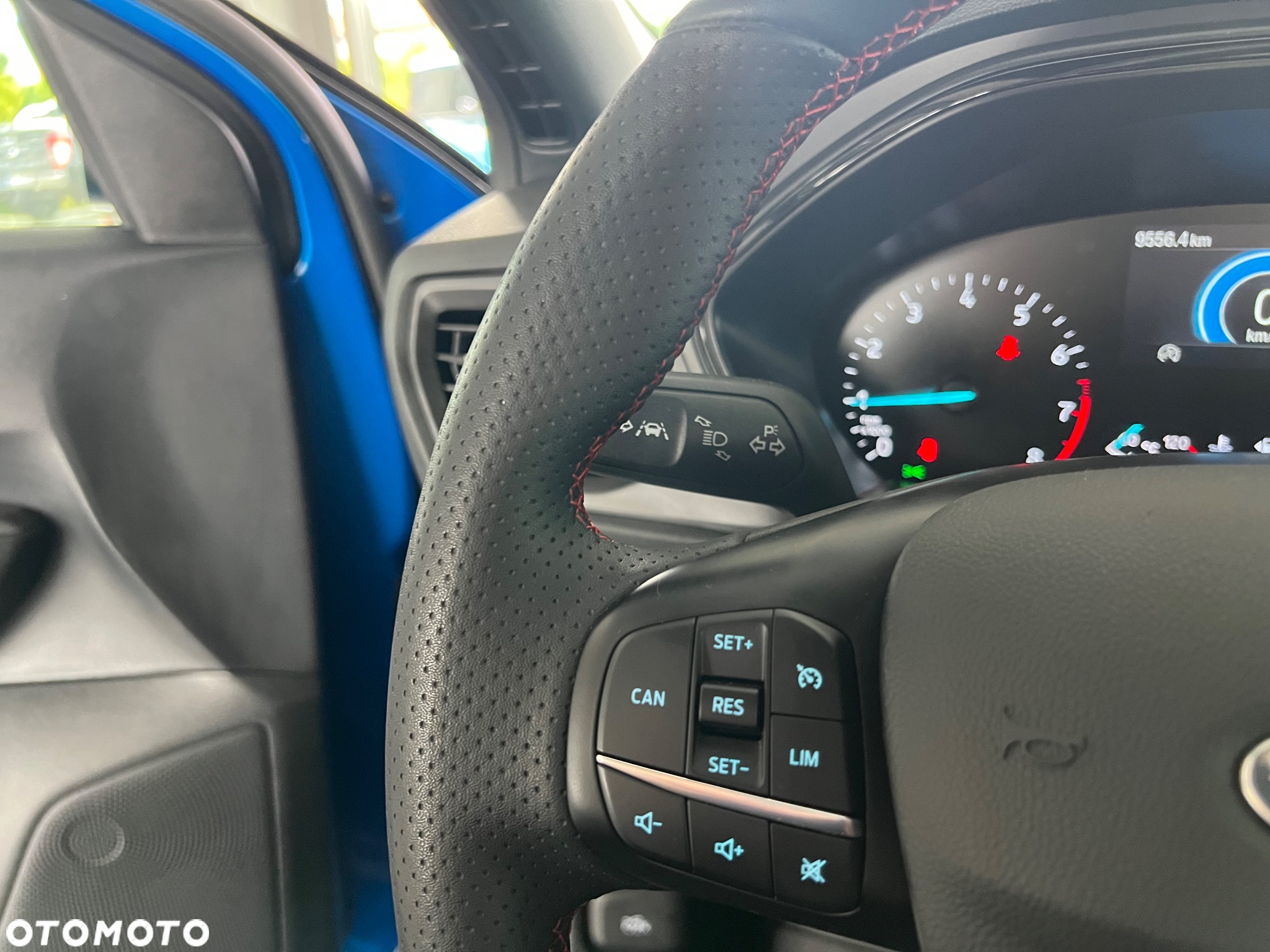 Ford Focus 1.0 EcoBoost ST-Line X - 27
