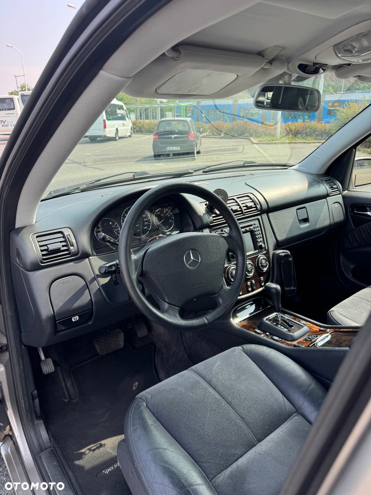 Mercedes-Benz ML - 8