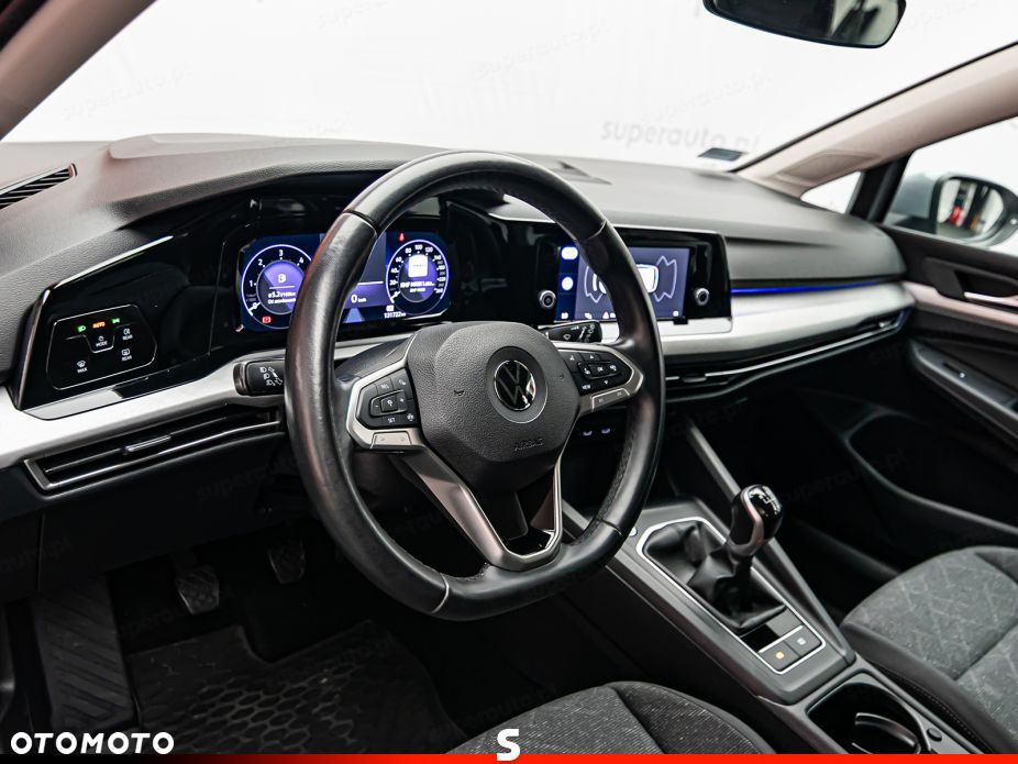 Volkswagen Golf - 9
