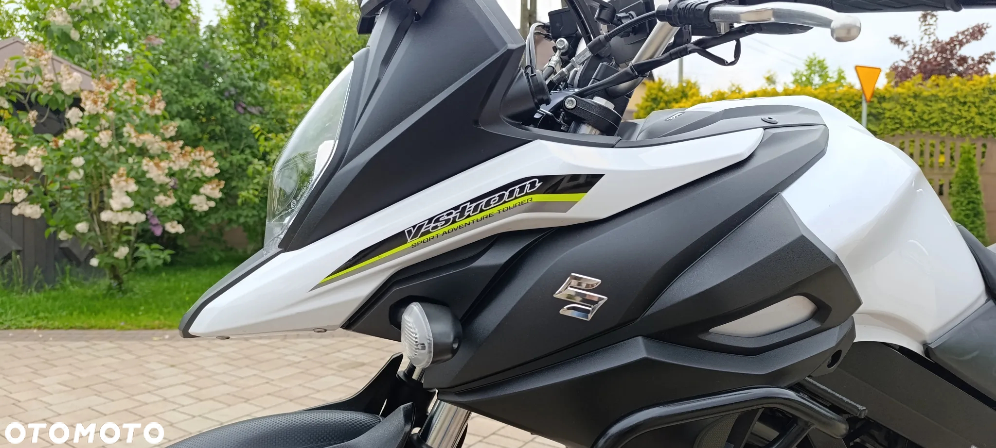 Suzuki V-STROM - 40