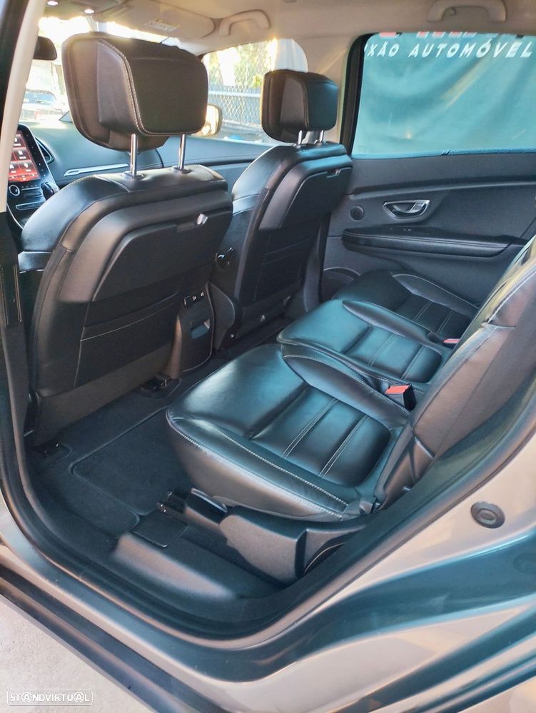 Renault Grand Scénic 1.6 dCi Bose Edition EDC SS - 17