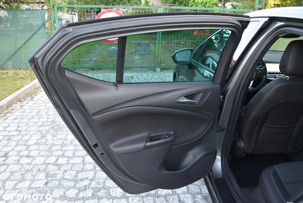 Opel Astra - 18