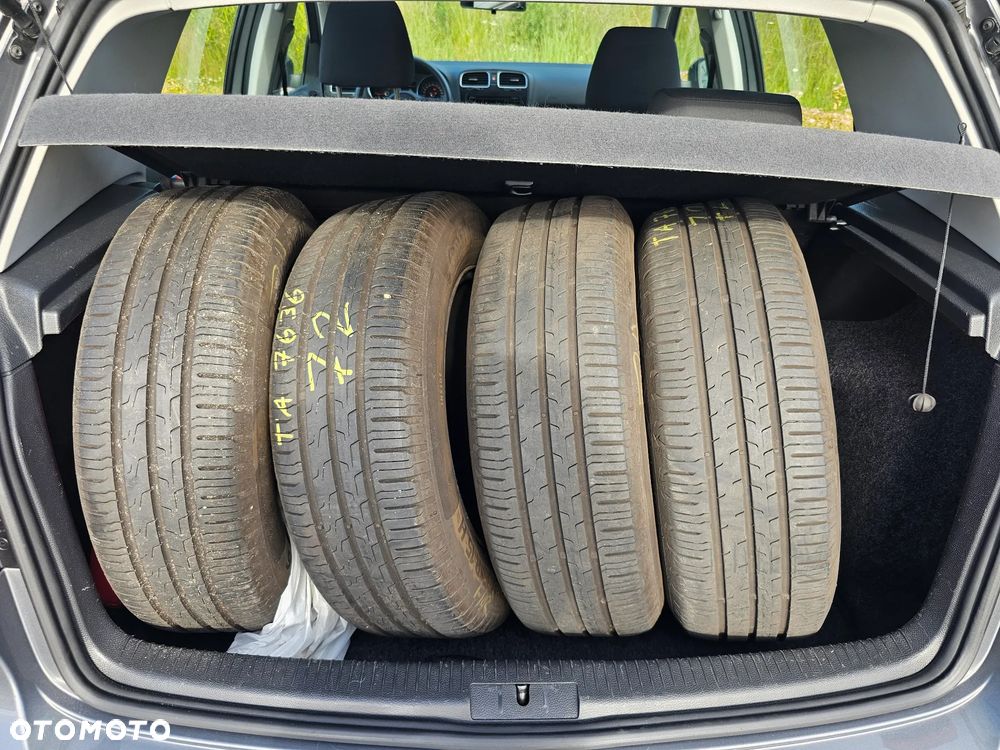 Volkswagen Golf 2.0 TDI DPF Comfortline - 24