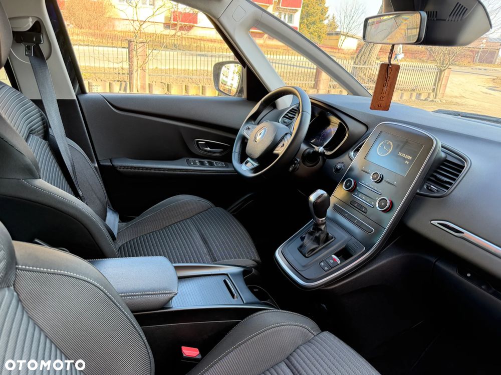 Renault Grand Scenic BLUE dCi 120 EDC BUSINESS EDITION - 31