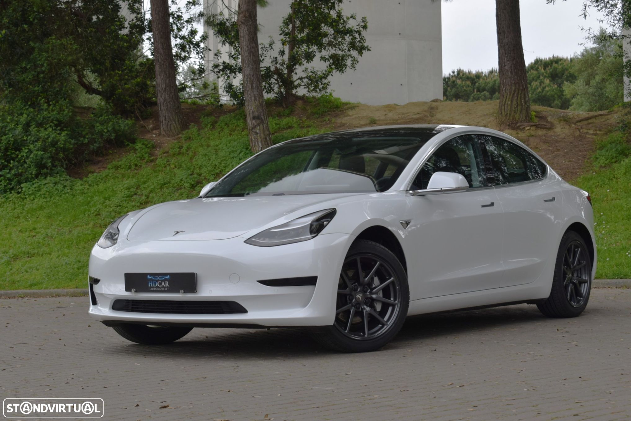 Tesla Model 3 Standard RWD Plus - 1