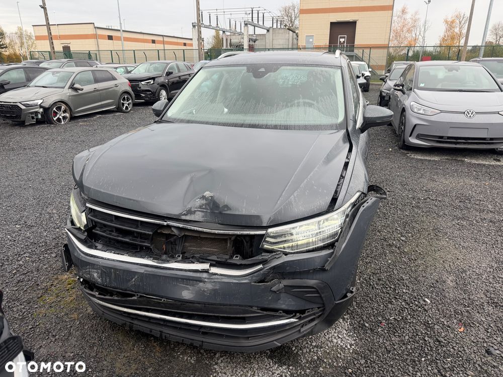 Volkswagen Tiguan 2.0 TDI SCR 4Mot Elegance DSG - 15