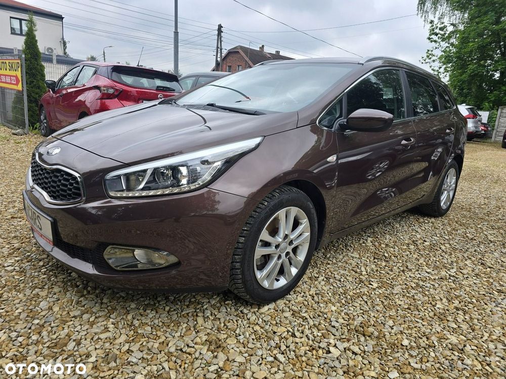 Kia Ceed - 3