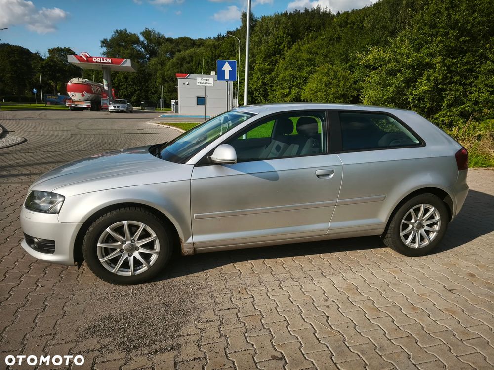 Audi A3 3-drzwiowe 2.0 TDI Ambiente - 9