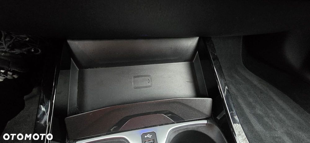 BMW Seria 1 120i Edition Colorvision - 33