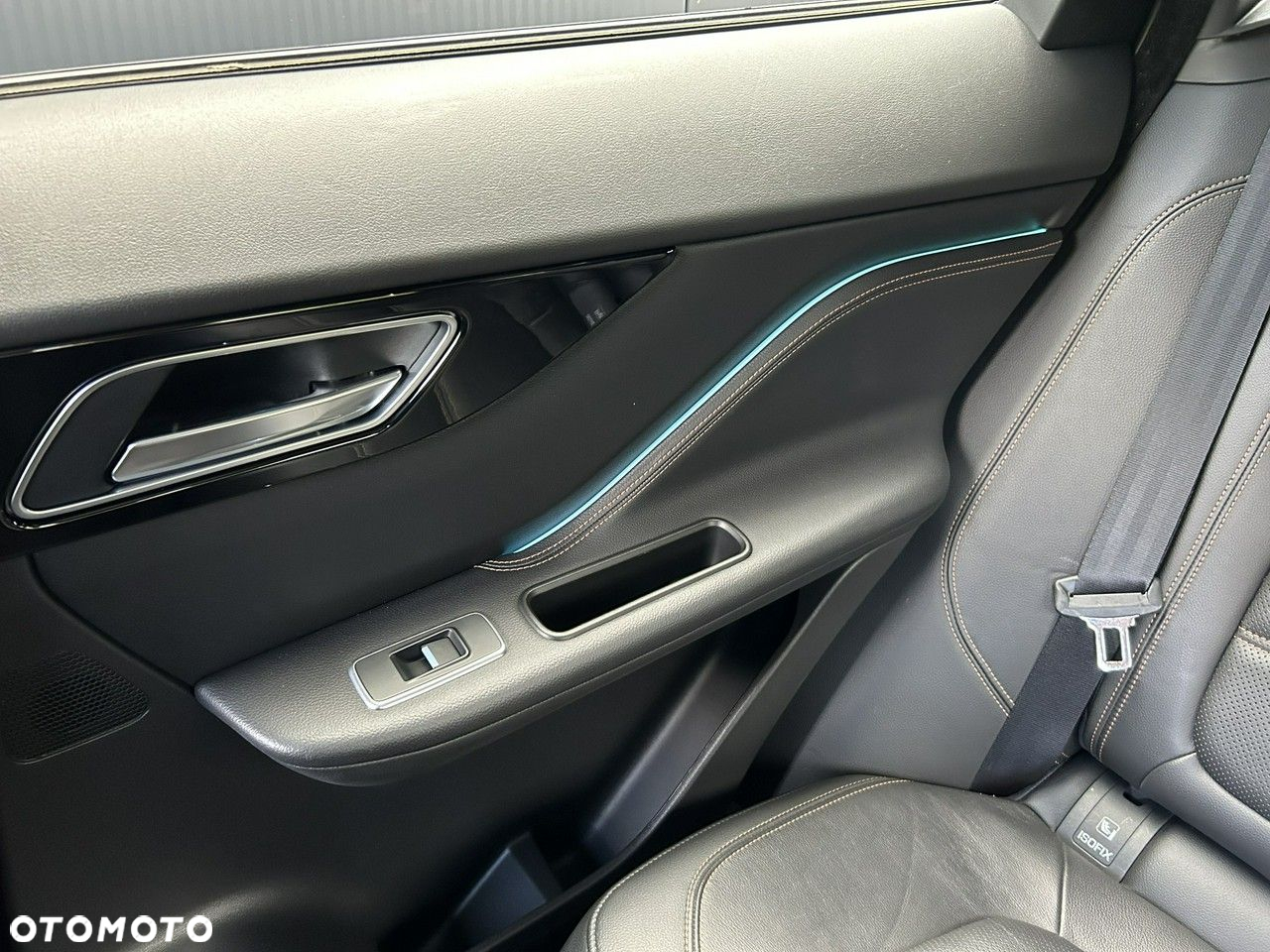 Jaguar F-Pace 2.0 i4P AWD Prestige - 30
