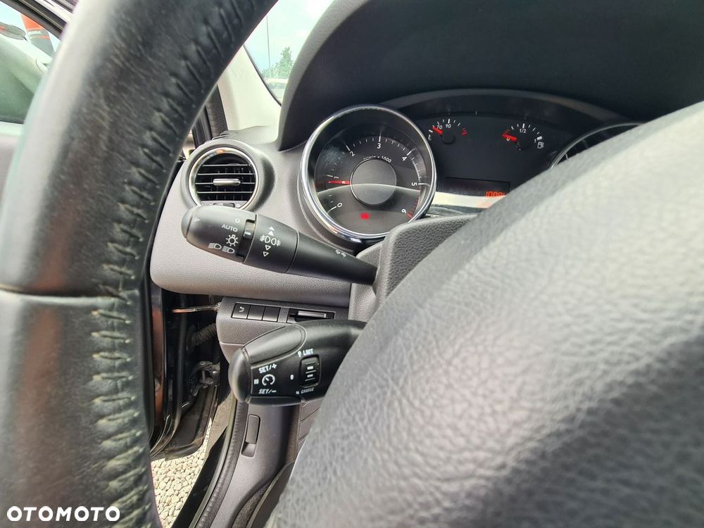 Peugeot 3008 1.6 HDi Active - 14