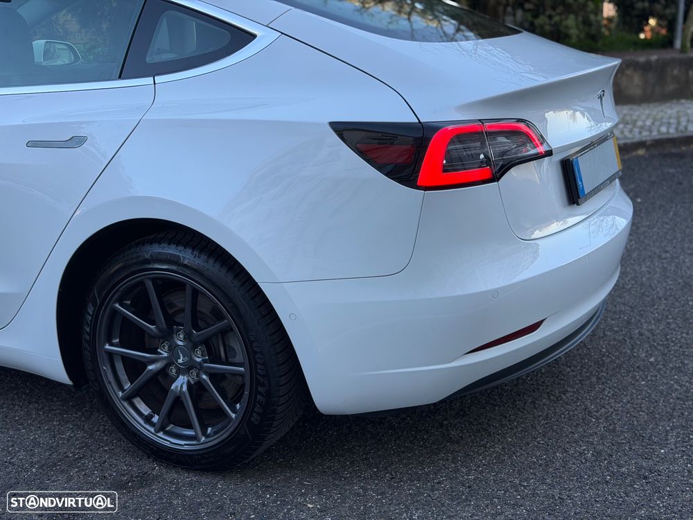 Tesla Model 3 Standard Range Plus RWD - 14