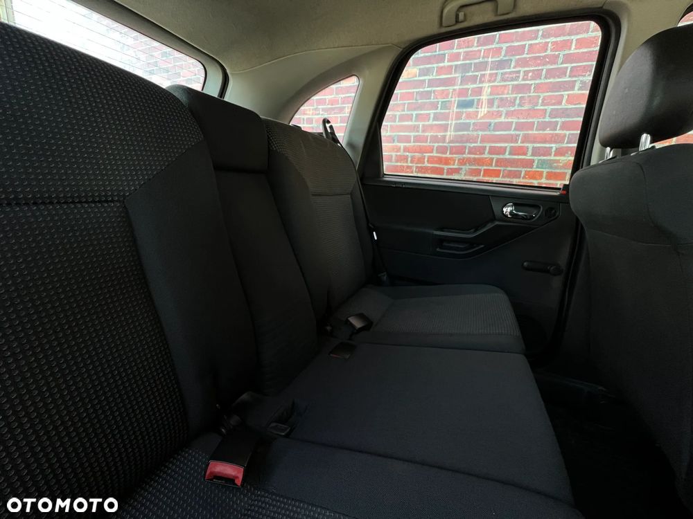 Opel Meriva - 19