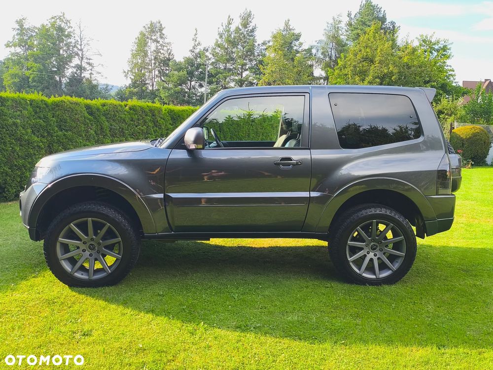 Mitsubishi Pajero 3.2 DI-D Intense - 5