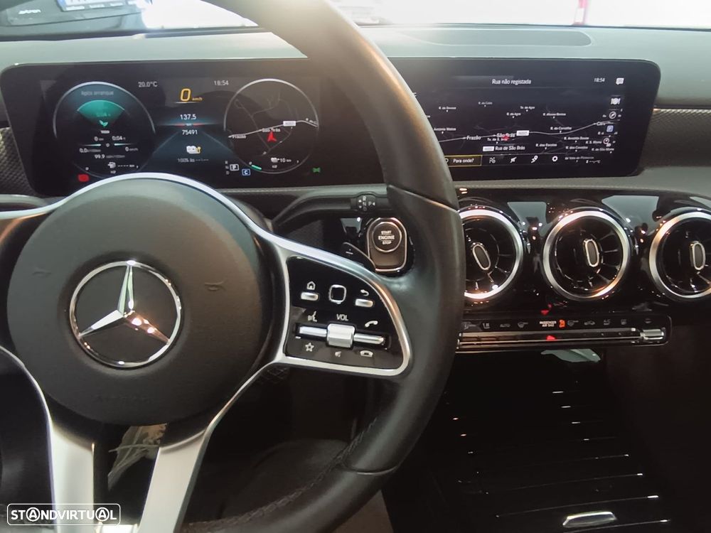 Mercedes-Benz A 250 - 28
