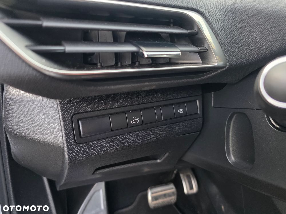 Peugeot 3008 - 31
