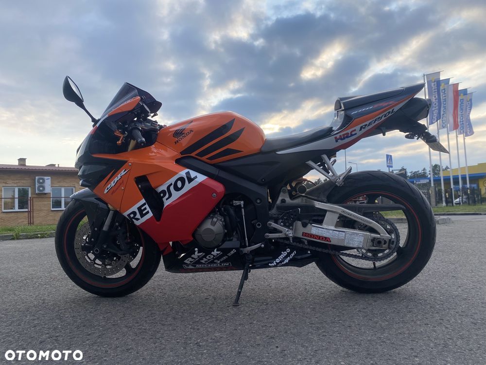 Honda CBR - 1