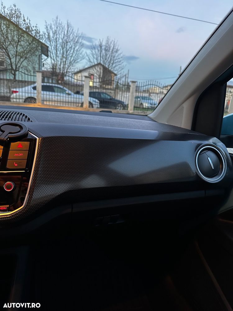 Volkswagen up! 32.3 kWh - 12