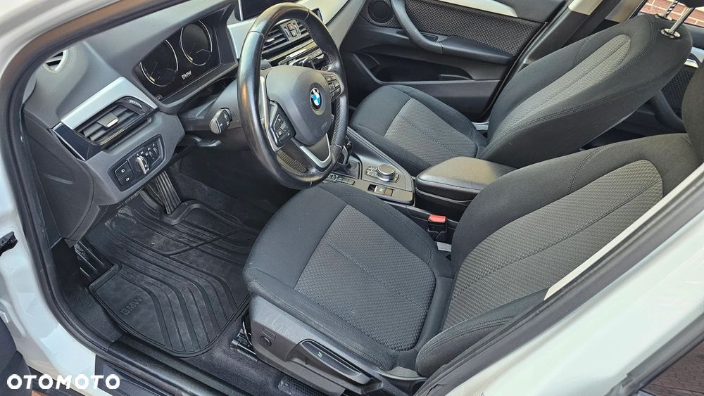 BMW X1 sDrive18d xLine - 7