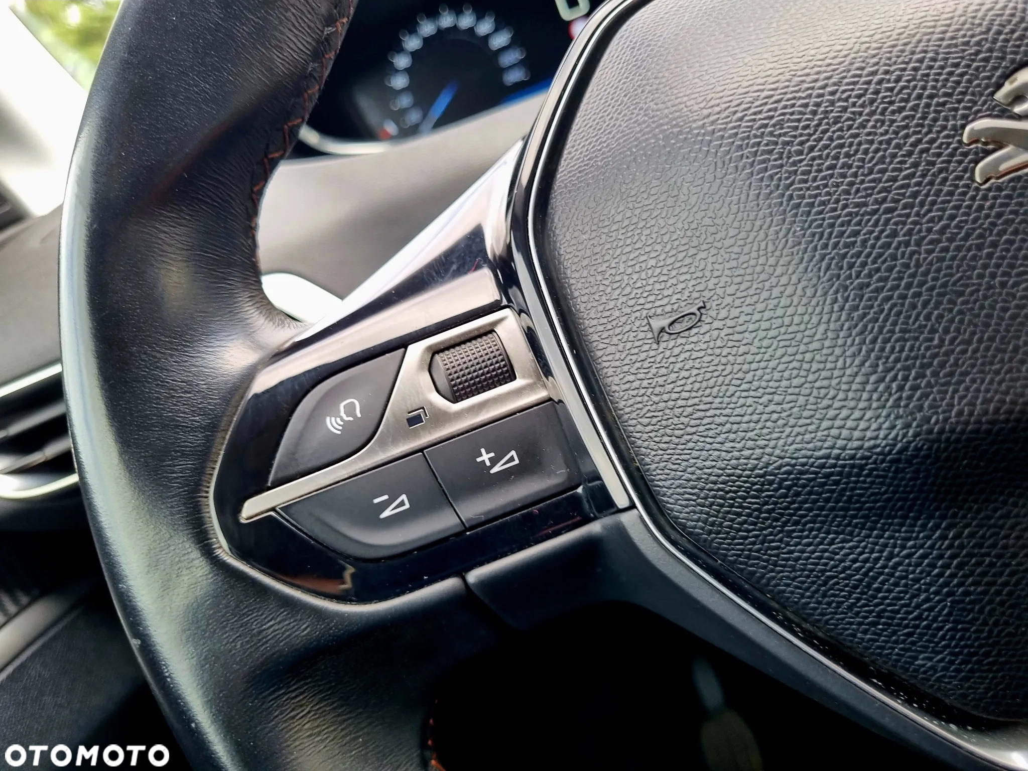Peugeot 3008 PureTech 130 Stop & Start GPF Active - 17