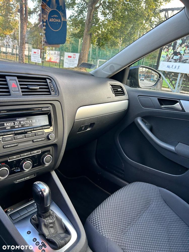 Volkswagen Jetta 1.6 TDI BMT Comfortline DSG - 6