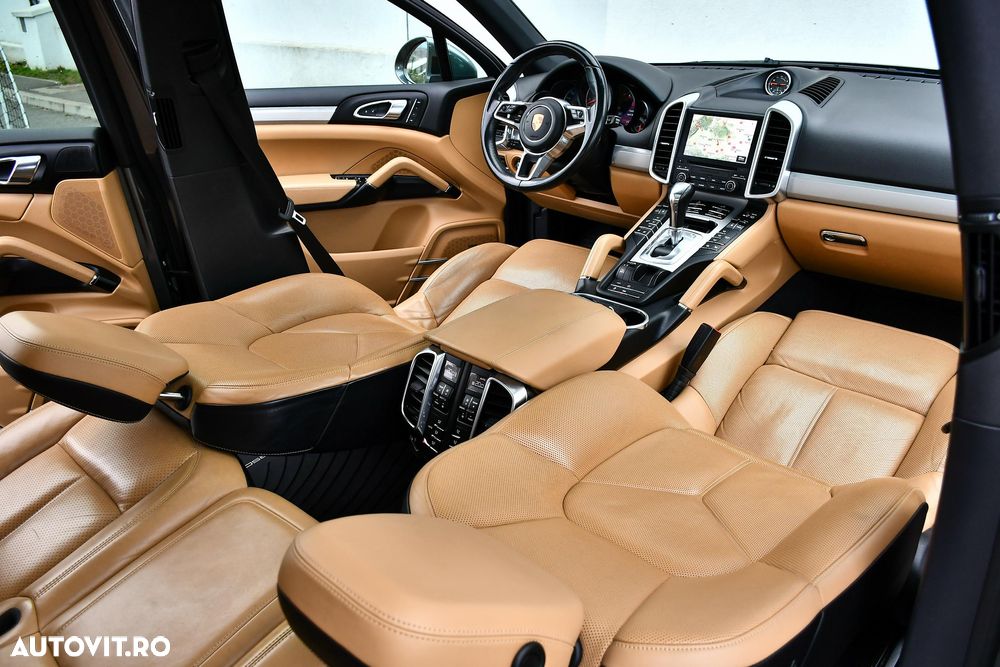 Porsche Cayenne 3.6 L S - 23