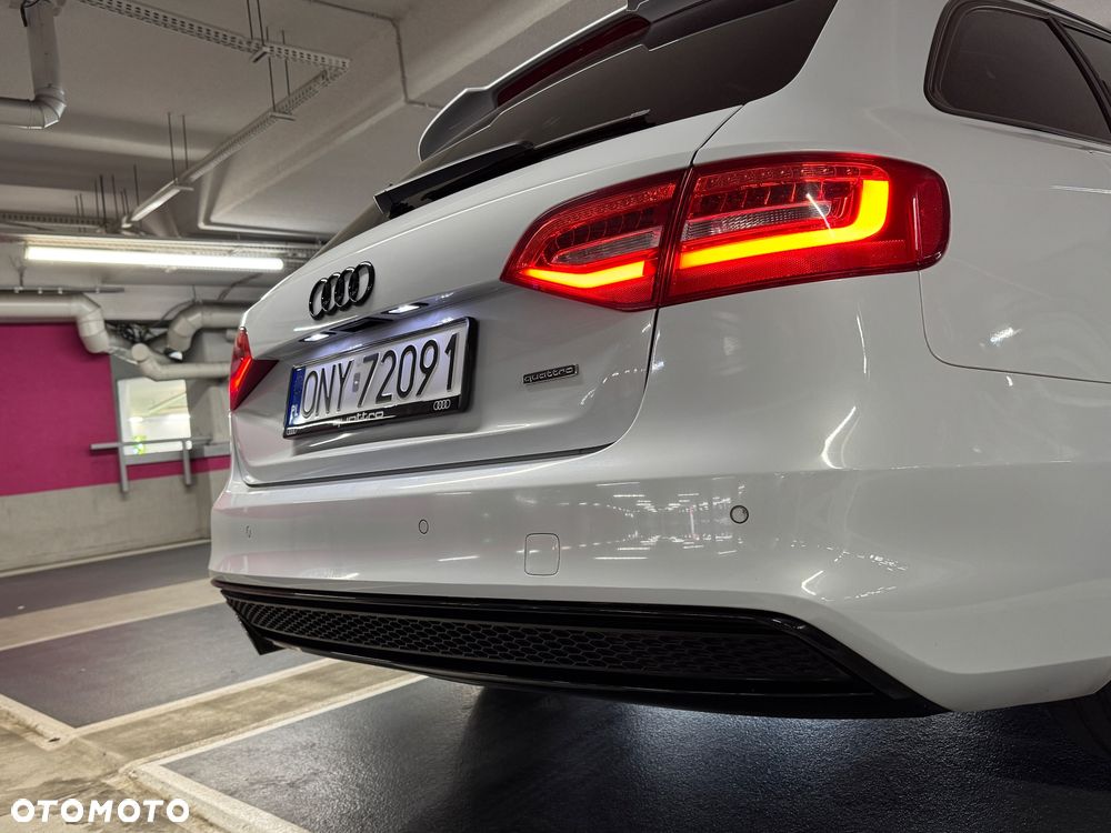 Audi A4 Avant 2.0 TDI DPF quattro S tronic S line Sportpaket - 13