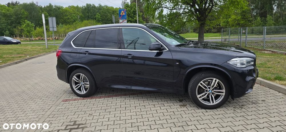 BMW X5 xDrive25d - 11