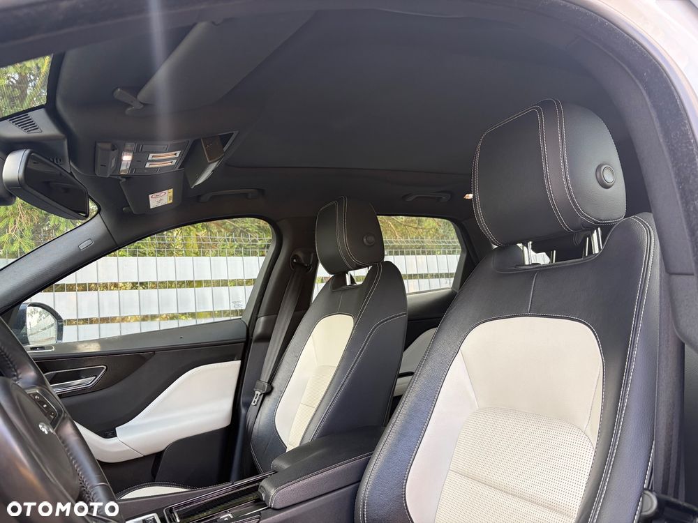 Jaguar F-Pace 2.0 i4D AWD R-Sport - 19