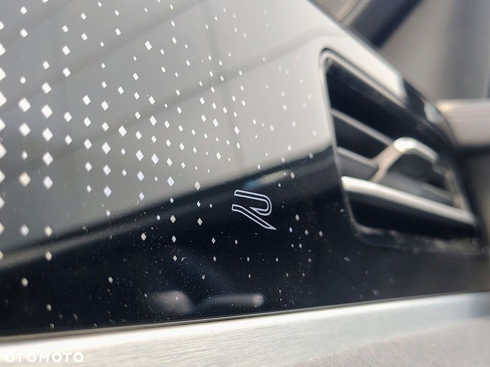Volkswagen Passat - 39