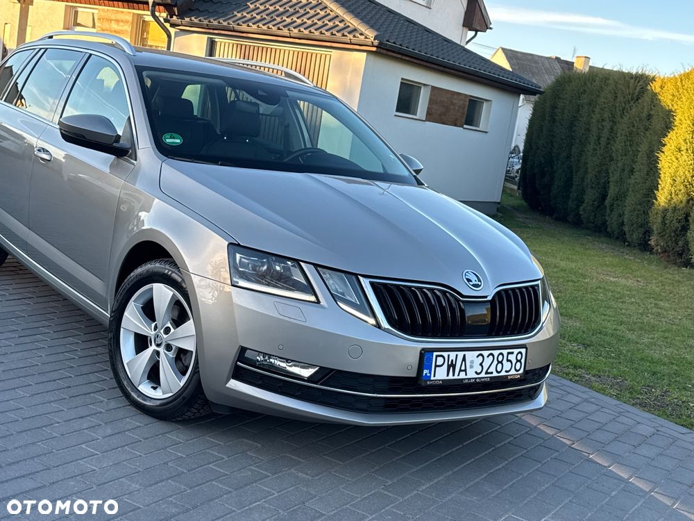 Skoda Octavia 1.6 TDI Premium Edition - 1