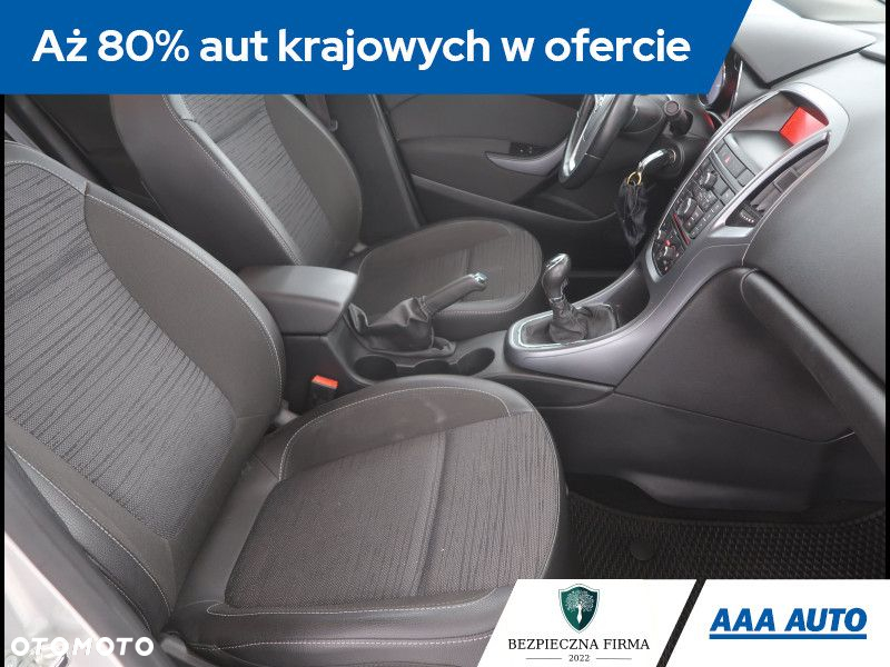 Opel Astra - 10