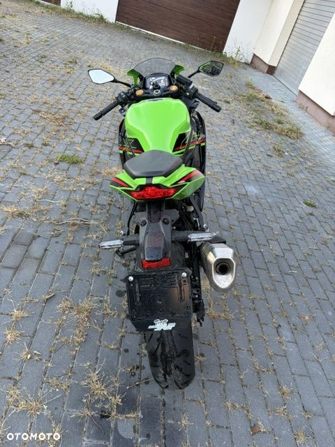 Kawasaki ZX - 9