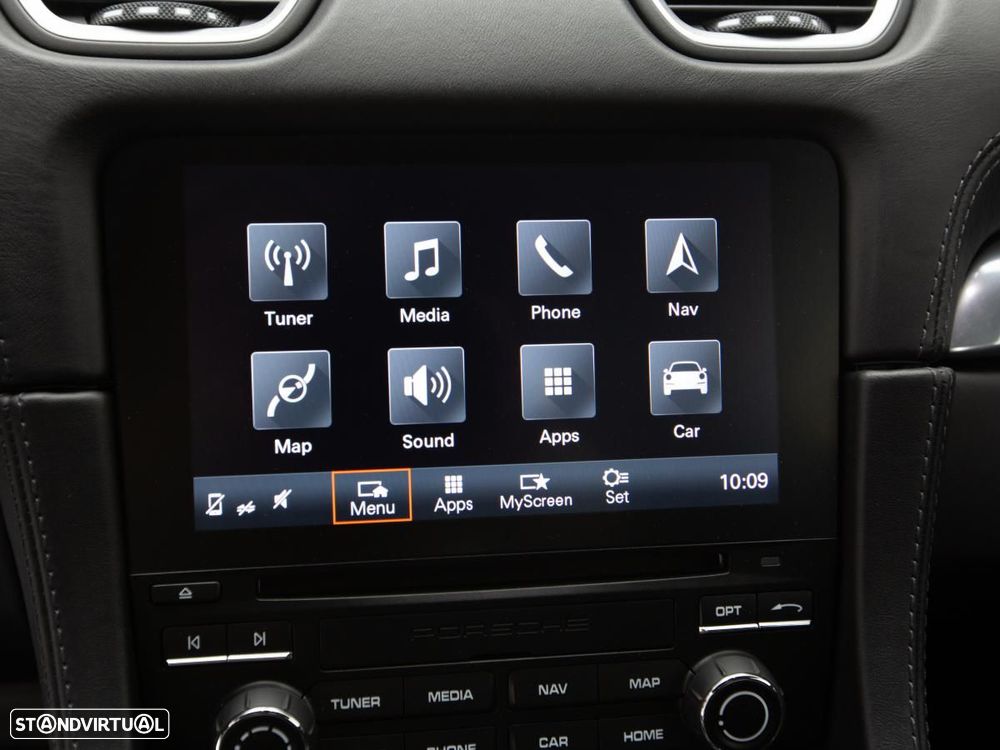 Porsche 718 Cayman - 26