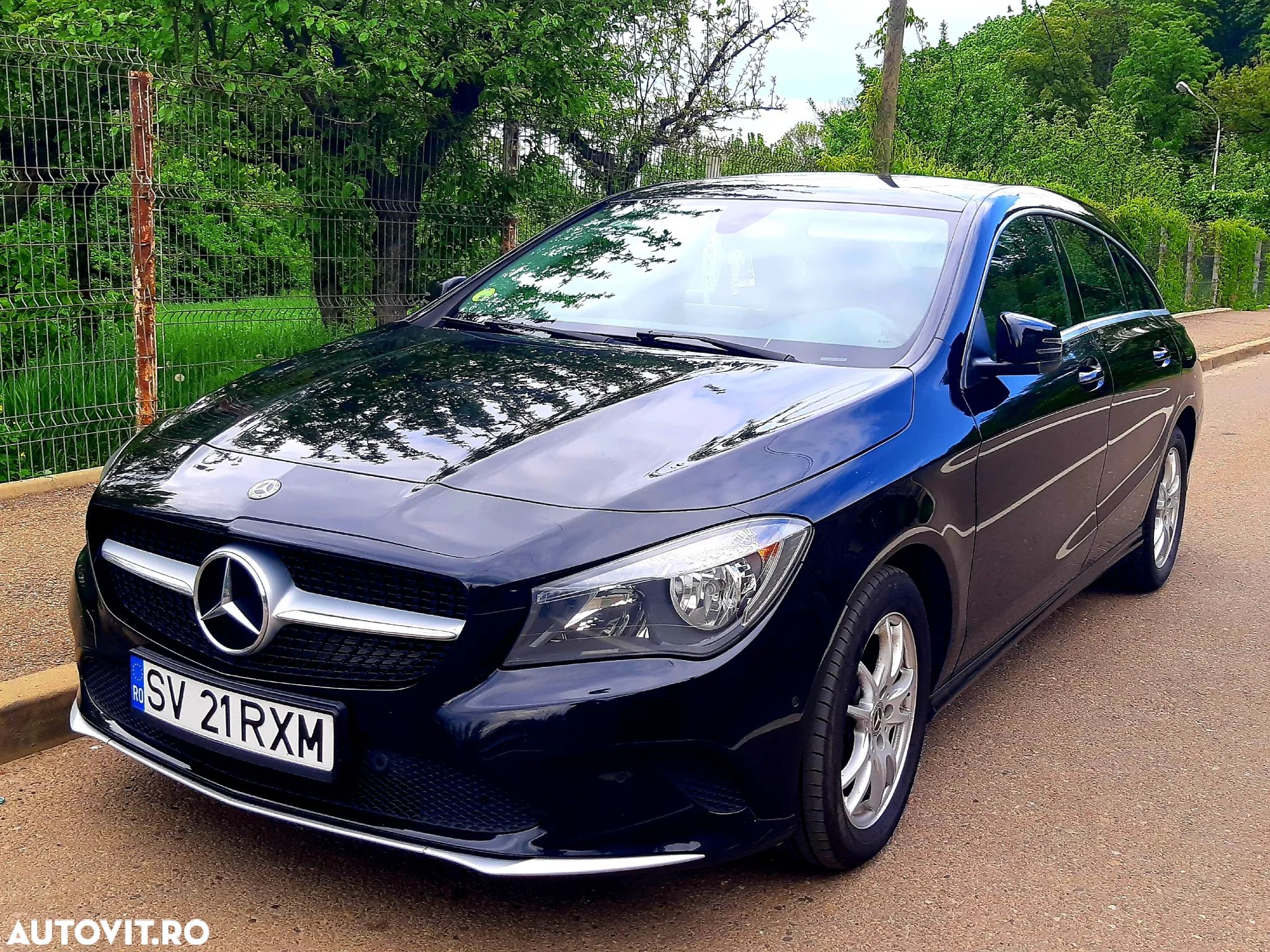 Mercedes-Benz CLA Shooting Brake 180 d - 1