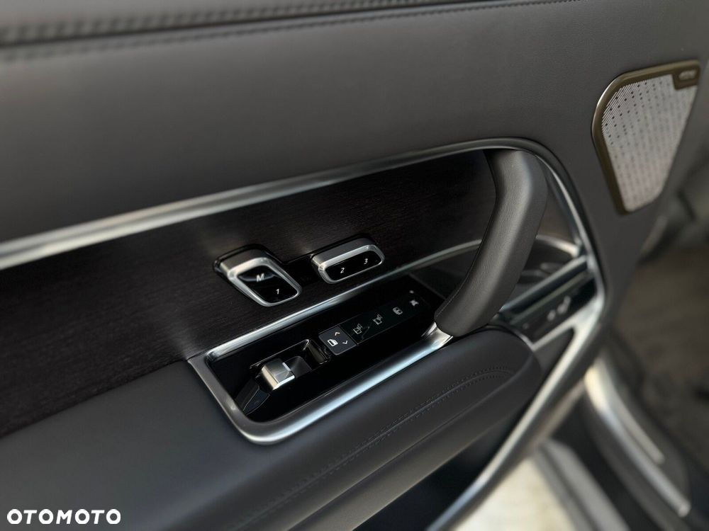 Land Rover Range Rover - 12