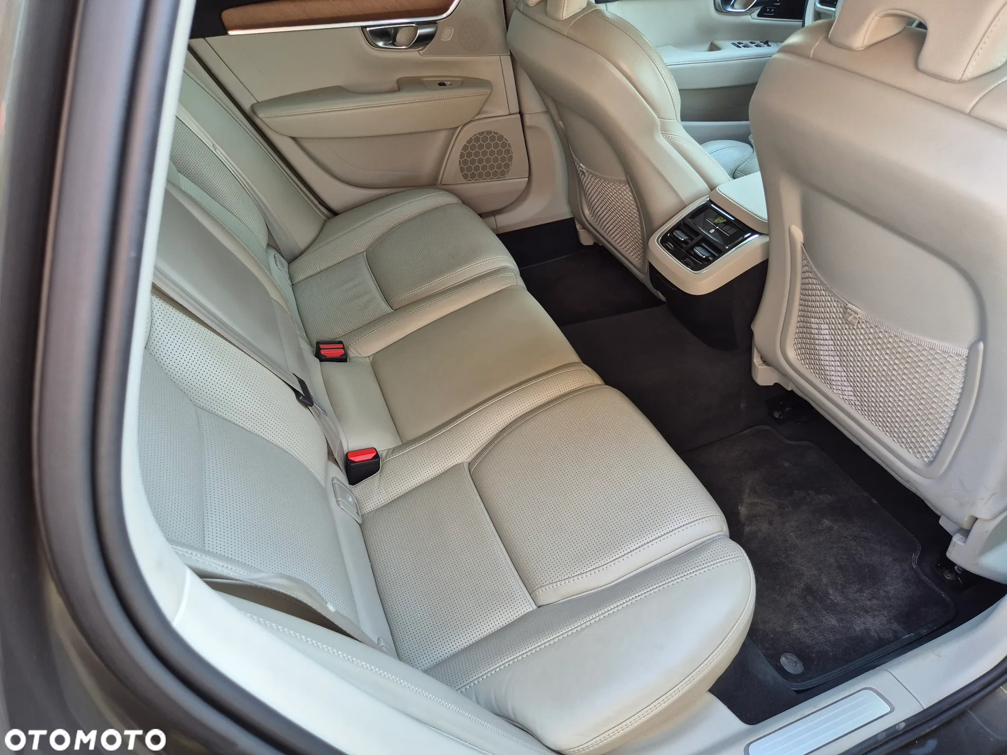 Volvo V90 D4 Geartronic Inscription - 26