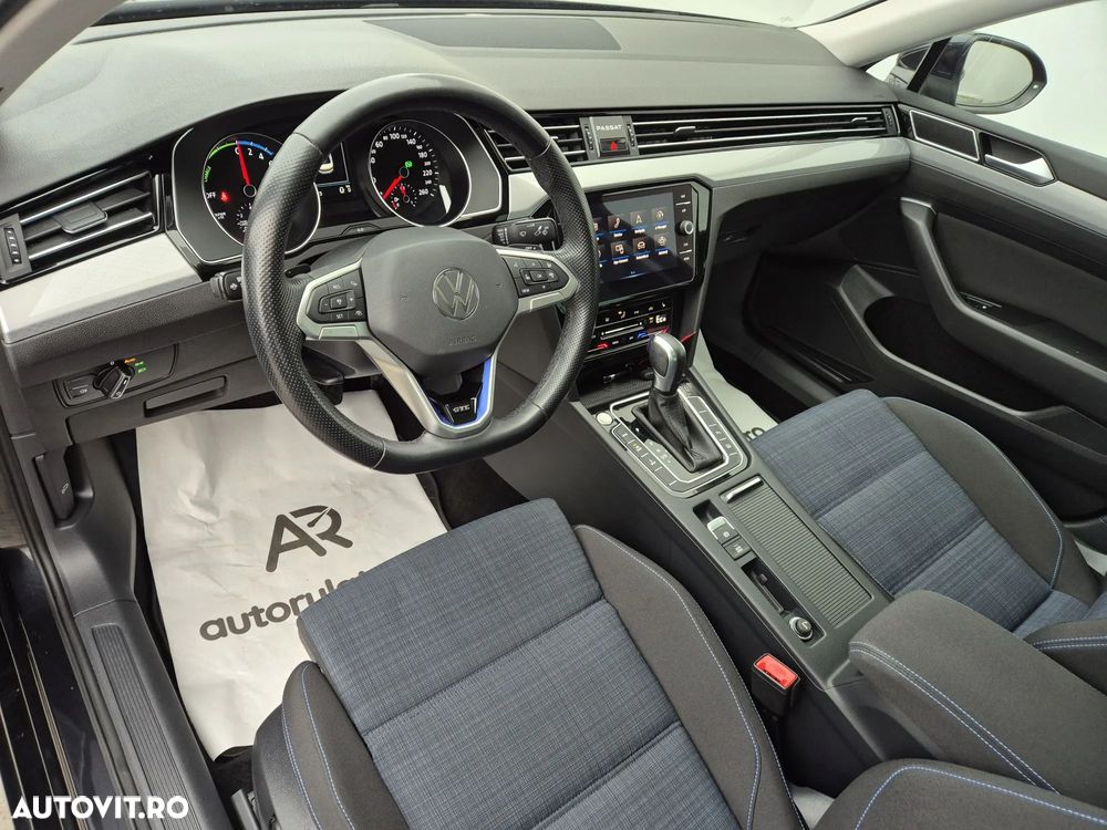 Volkswagen Passat GTE - 9