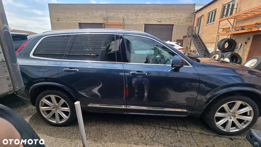 Volvo XC 90 - 26