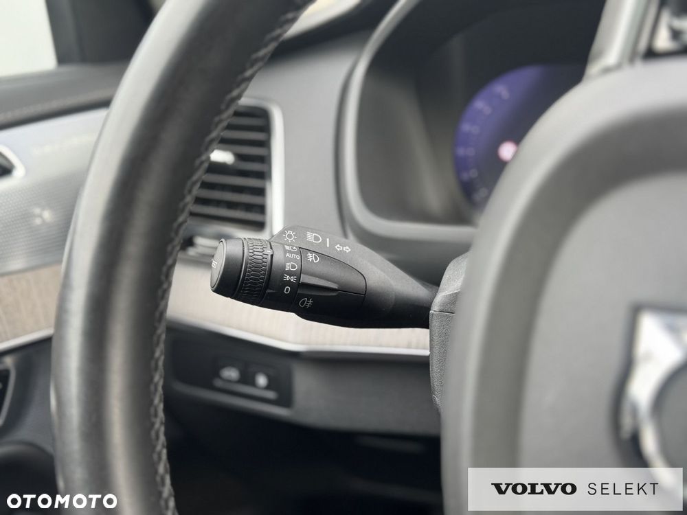 Volvo XC 90 - 26