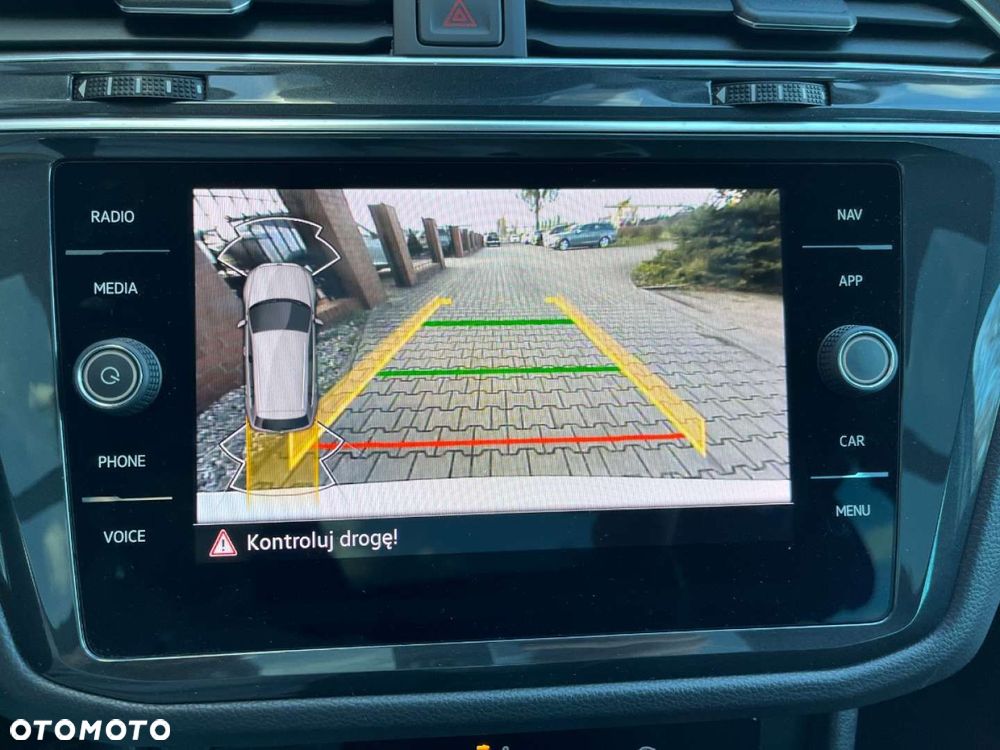 Volkswagen Tiguan 2.0 TDI R-Line DSG - 23