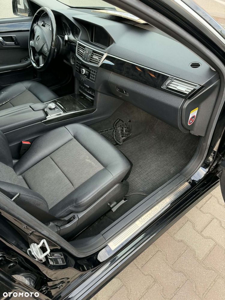 Mercedes-Benz Klasa E 350 CDI BlueEff Avantgarde - 9