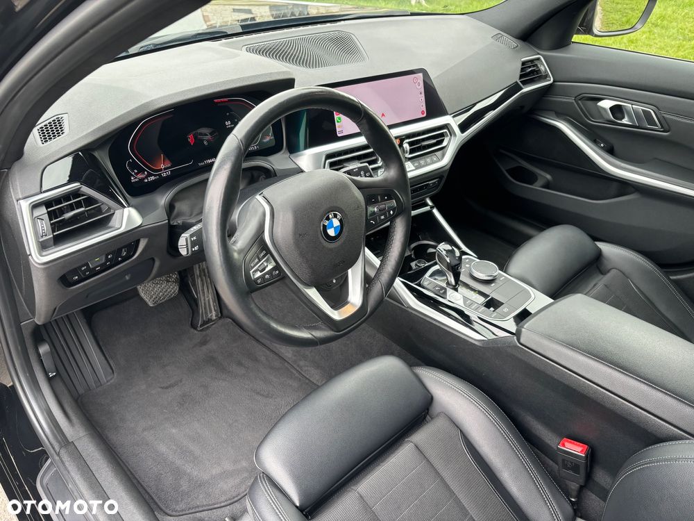 BMW Seria 3 320d xDrive Advantage - 10