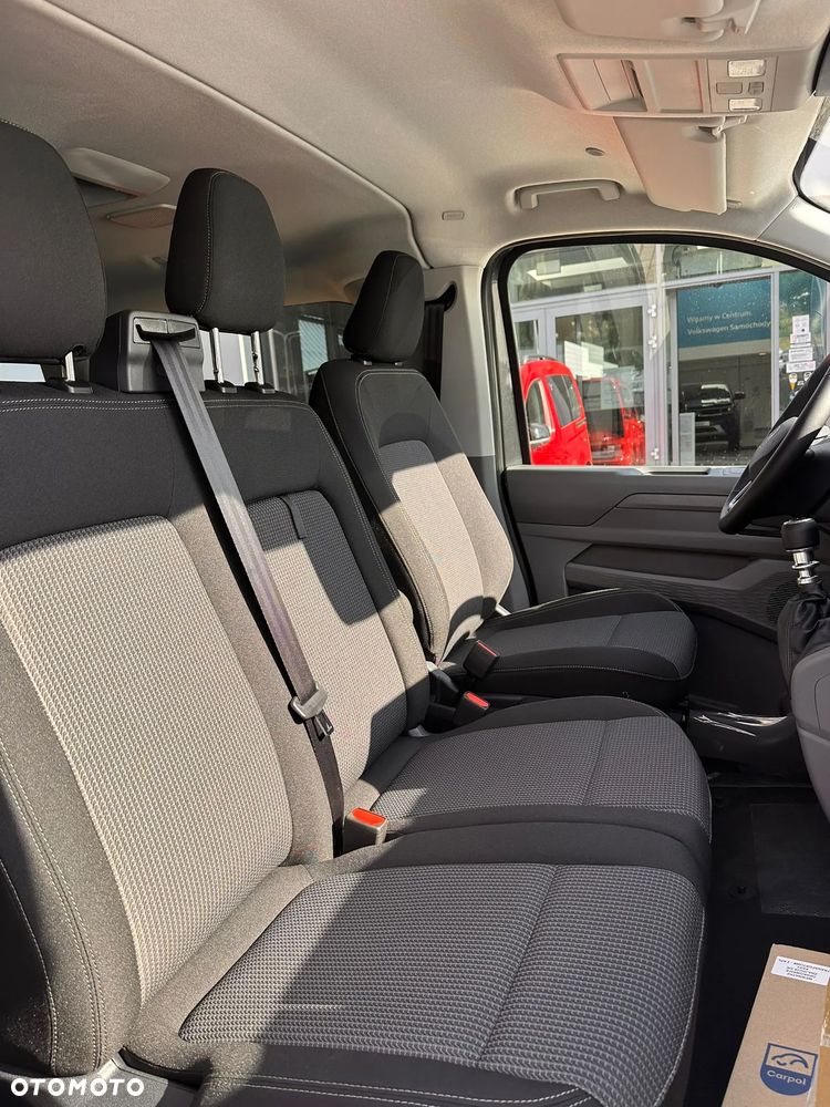 Volkswagen Caravelle 2.0 TDI L2 - 17
