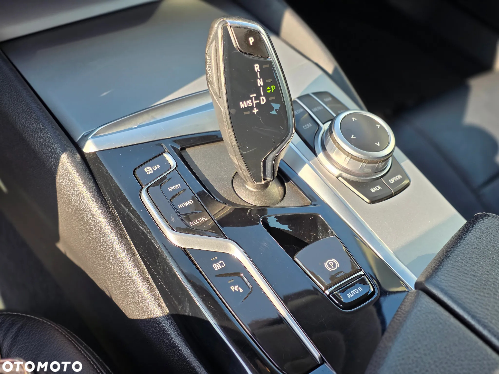 BMW Seria 5 530i xDrive mHEV Luxury Line sport - 12
